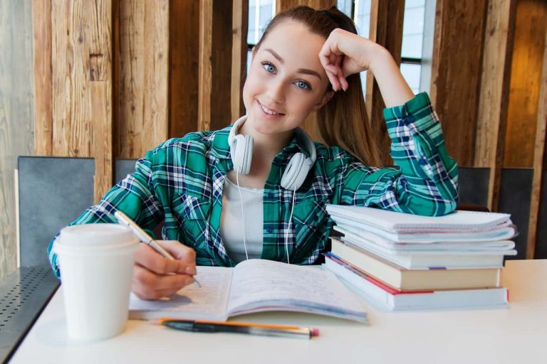 9 Helpful apps for Students