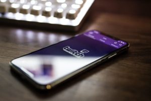 Live streaming on Twitch & YouTube gets increasingly popular